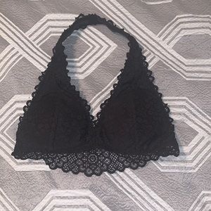 🌻Womens Hollister halter bralette!